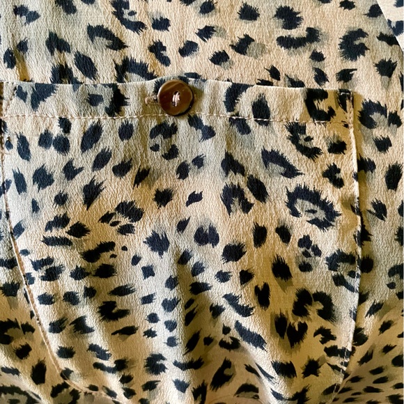Silk leopard print dress in black, grey, taupe multi color. - Picture 6 of 9